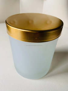 Pot de cire à bougie fait main Design vintage Cadeaux abordables Décoration d'éclairage intérieur en métal Parfait pour l'élégance de la maison - Product Image 2