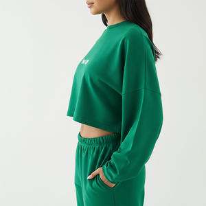 Nouveau T-shirt d'été 2026 pour femme à col rond, coupe classique, avec logo graphique personnalisé imprimé et appliqués, écologique, séchage rapide, 100% haute qualité - Product Image 2