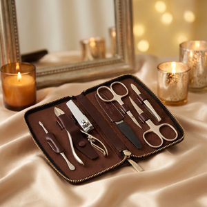 Juego de manicura para hombre y mujer, estuche para uñas, tijeras compactas de alta calidad para uñas, juego de viaje con logotipo personalizado, estuche de cuero natural aceptable - Product Image 4