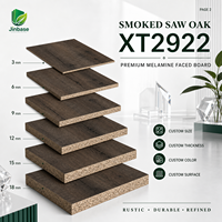 Panneau de particules mélaminé Jinbase XT2922 de première qualité en chêne fumé 18 mm, finition E0 pour armoires et meubles d'intérieur