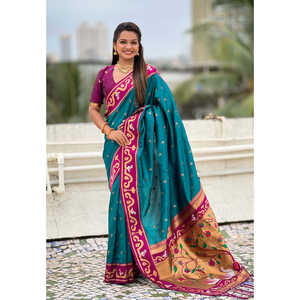 ผ้าไหมพิธานีสีเขียวลายจาห์นส์ ซวอน ผ้าคลุมไหล่และผ้าพันคอแบบชาติพันธุ์ - Product Image 6