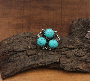 Wholesale Shree Jaipur Silver SJSM-4400 Natural <b>Turquoise</b> 3-Stone Cluster Bezel Set Sterling Silver Classic Unisex Gemstone <b>Ring</b> - Product Image 1