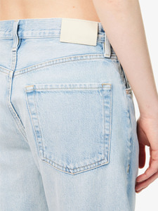 Shorts Bermuda Femme Taille Haute en Coton Délavé Bleu Clair, Fermeture Boutonnée, Ourlet Effiloché, Style Décontracté - Product Image 6