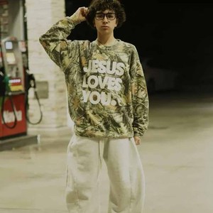 เสื้อฮู้ดดี้ลายพรางคริสเตียนเฟลลิชชั่นสำหรับผู้ชาย ผู้หญิง และเยาวชน ผ้าฝ้ายเฟรนช์เทอร์รี่ ปักลาย  ผู้ผลิต - Product Image 6