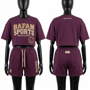 ชุดเซ็ตเสื้อครอปและกางเกงขาสั้นผ้าคอตตอนริชพรีเมียม 260 GSM สีมารูน เนื้อผ้าระบายอากาศได้ดี พร้อมสกรีนโลโก้ตามสั่ง - Product Image 3