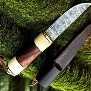 Cuchillo Vikingo Tradicional Forjado a Mano con Hoja de Acero de Alto Carbono, Cuchillo Medieval Bir/a con Mango de Madera de Palisandro y Funda - Product Image 5