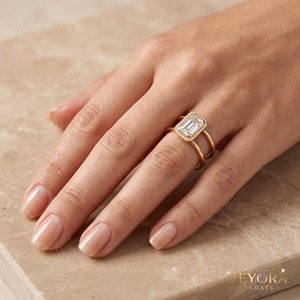Anillo de lujo de plata de ley 925 maciza con moissanita de corte esmeralda y halo, cubierta para anillo Oura, elegante accesorio de joyería protector y brillante. - Product Image 4