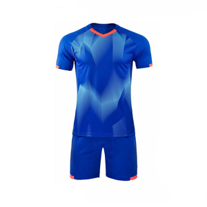 Conjunto de Uniforme de Fútbol de Alto Rendimiento, Jersey y Pantalones Cortos con Estampado Frontal Personalizado, 100% Poliéster Antibacterial, Elástico en Cuatro Direcciones, Transpirable - Product Image 4