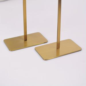 Soporte compacto para exhibir pendientes con barras de varios niveles, ranuras seguras, base estable que ahorra espacio para un almacenamiento de joyas sin enredos - Product Image 3