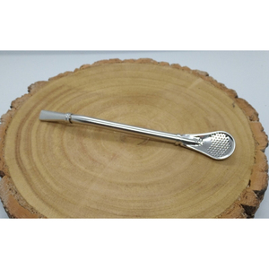 Infuseur à thé artisanal à long manche en fil métallique, couleur argent brillant et poli, ustensile de cuisine pour café et thé - Product Image 1