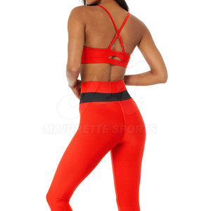 Ensemble de yoga pour femmes, directement de l'usine, conçu avec des matériaux flexibles, sensation légère et vêtements performants et modernes. - Product Image 5