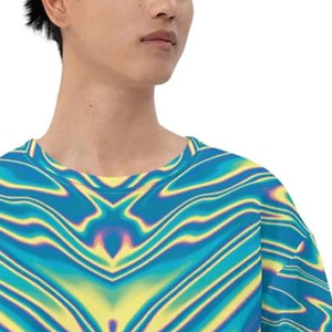 ราคาขายส่ง เสื้อกันหนาวแบบยูนิเซ็กซ์ สีพื้นด้านหน้า ระบายอากาศได้ดี ผ้าฟลีซ 100% ผ้าฝ้าย เป็นมิตรกับสิ่งแวดล้อม สตรีทแวร์ แบบซับลิเมชั่น - Product Image 3