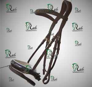 Cuerda de Cristal con Pedrería de Lujo, Halter de Cuero Negro Acolchado Suave y Duradero, Equipo Ecuestre Profesional para Doma y Salto - Product Image 4