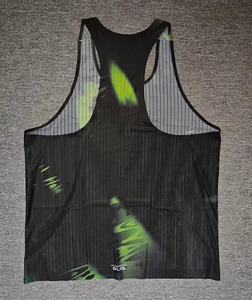 Débardeur de sport professionnel ultra-léger et respirant pour la course, la gym, le fitness et la musculation – Vente en gros personnalisée - Product Image 2