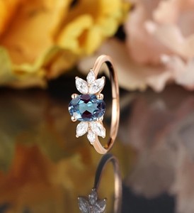 Bague de fiançailles en argent sterling 925 plaqué or 14 carats avec pierre précieuse Alexandrite à changement de couleur, bijoux de luxe vintage pour mariage et soirée - Product Image 3
