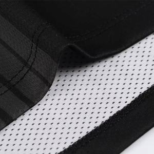 เสื้อฟุตบอลคอวีพิมพ์ลายปักโลโก้ผ้าโพลีเอสเตอร์ถ่ายเทความร้อน100% ออกแบบได้ตามต้องการ - Product Image 6