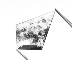 Diamante único de laboratorio con corte en forma de cometa de 2.60 ct, color sal y pimienta, perforado con láser, diamante de laboratorio suelto personalizado de color sal y pimienta. - Product Image 3