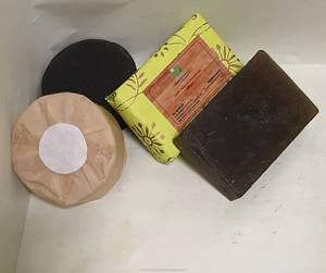 Barre de savon de bain au meilleur parfum de bois de santal de qualité supérieure - Product Image 3