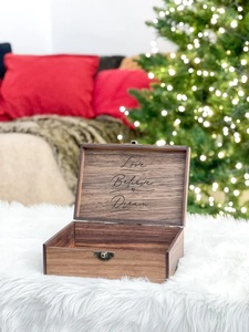 Panneaux de bienvenue en bois écologiques et durables, cadeau personnalisé pour petite amie, maman, femme, fille, sœur, meilleure amie, mariée - Product Image 3
