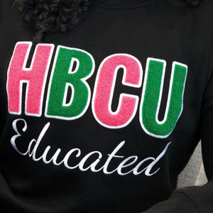 เสื้อสเวตเชิ้ตคอกลมพรีเมียมปักลายตัวอักษรกรีกสำหรับผู้หญิง รุ่น Green HBCU สำหรับฤดูหนาว ทำจากผ้าเชนิลล์ - Product Image 4