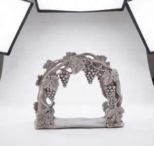 Porte-serviettes en métal motif grappe de vigne, design texturé moulé, pour cuisine et salle à manger, commande en gros - Product Image 4