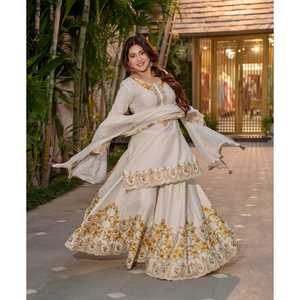 Designer Party Wear Evening Dress Fancy Top-Plazzo y Dupatta Elegante para Ocasiones Especiales - Product Image 2