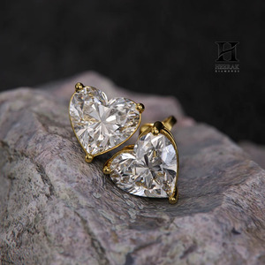 Pendientes de Oro Amarillo de 18K con Moissanita Corte Corazón 1-2ct VVS1, Pendientes de Diamante de Laboratorio en Forma de Corazón para Mujer, Plata S925, Alta Joyería - Product Image 4