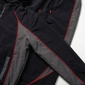 Conjunto de Chándal Cortavientos con Capucha Personalizado |   Chaqueta Deportiva Ligera y Pantalones para Correr |   Fabricante de Ropa Deportiva y Streetwear OEM - Product Image 5