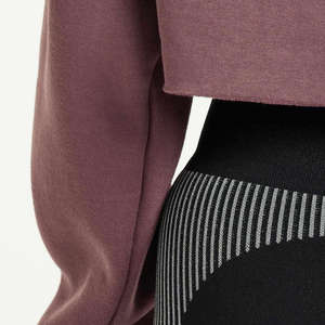 Nueva Llegada: Sudaderas Cortas para Mujer, 100% Algodón, Casuales, Color Sólido, Material de Alta Calidad, Hecho en Pakistán - Product Image 2