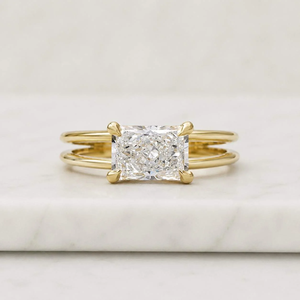 Anillo Radiante Alargado de Lujo para Mujer, Chapado en Oro, Acero Inoxidable, Joyería Romántica para Boda, Venta al Por Mayor - Product Image 1