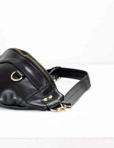 Leather <b>Belt</b> Bag with Spacious Interior Additional <b>Pockets</b> for Accessories Lightweight Zipper Closure Customizable Options - Product Image 5