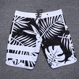 Shorts de sport pour hommes respirants à séchage rapide en toile tricotée unie à taille mi-haute pour l'entraînement et la gym, service OEM - Product Image 5