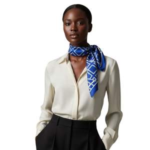 Pañuelo para el Cuello Zeta Phi Beta, Estilo Seda Azul, Pañuelo Cuadrado Ligero, Elegante y Moderno, Accesorio con Estilo - Product Image 6