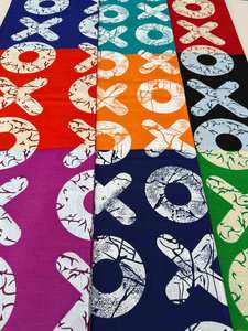 Tissu exclusif à imprimé cire africaine Togo en coton lisse pour vêtements et accessoires personnalisés avec de riches motifs traditionnels - Product Image 3