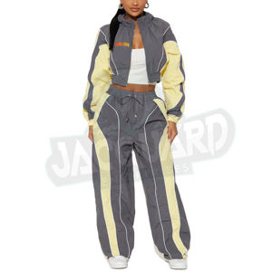 Ensemble de survêtement sportif léger en nylon pour homme et femme, coupe-vent et short de fitness, personnalisable ODM - Product Image 1