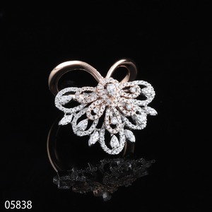 แหวนหมั้นเพชรเม็ดเดี่ยว D'VINS JEWELS LR01 สวยงาม ได้รับการรับรองจาก IGI เพชร VVS ที่เพาะเลี้ยงในห้องปฏิบัติการ ชุบทองคำขาว 14K สำหรับงานแต่งงาน - Product Image 5