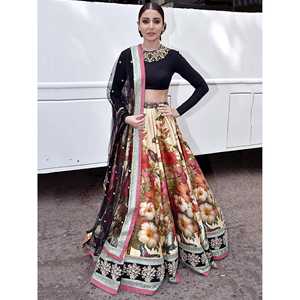 Lehenga choli ผ้าไหมพิมพ์ลายดอกไม้ครีมที่สวยงามพร้อม dupatta - Product Image 1