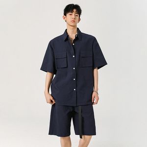 ชุดเสื้อเชิ้ตแขนสั้นลำลองฤดูร้อนแบบ 2 ชิ้นสำหรับผู้ชาย ผ้าฝ้าย 100% น้ำหนักเบา ระบายอากาศได้ดี แห้งเร็ว เหมาะสำหรับกิจกรรมกลางแจ้ง ใส่ได้ทั้งชายและหญิง ทรงหลวม - Product Image 1