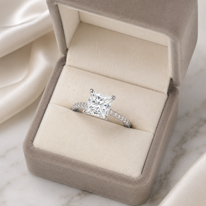 Anillos de diseño románticos de oro macizo de 10K con halo oculto de moissanita y diamantes, media eternidad, para promesa, compromiso, boda, regalos para fiestas - Product Image 3