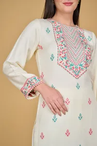 Tissu pour robe femme Safaa Kaynat Premium Acrowool tissé non coupé avec étole assortie - Collection Hiver - Product Image 5