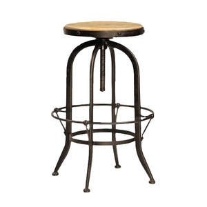 Tabourets de bar rotatifs modernes en métal et bois, tabouret industriel à hauteur de comptoir avec repose-pieds pour la cuisine, la salle à manger et la chaise d'appoint - Product Image 1