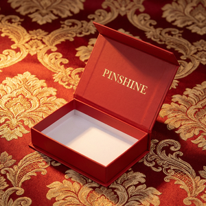 Caja de Regalo de Lujo Personalizada, Color Vino Tinto, Rígida, con Cierre Magnético, para Joyería, Perfume, en Forma de <span class=keywords><strong>Libro</strong></span>, Juego de Bolsas de Papel, Venta al Por Mayor - Product Image 2