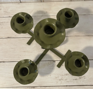 Support de bougies multi-têtes en fer forgé, finition verte, support métallique pour bougies coniques, idéal pour la décoration de mariages, événements et fêtes – Vente directe usine - Product Image 2