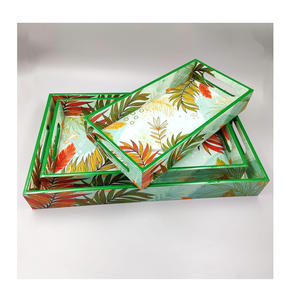 Elegante bandeja de madera hecha a mano con diseño impreso único para servir alimentos y bebidas decoración del hogar para la cocina - Product Image 2