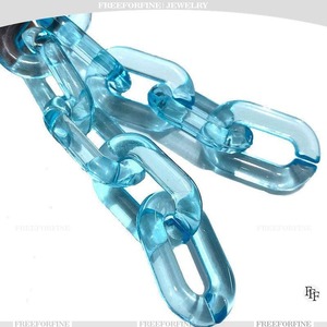 Eslabones de Cadena de Resina Personalizables en Tamaños Grandes y Colores Claros, Eslabones Grandes de Resina Multicolor Disponibles a Precio de Mayoreo - Product Image 4