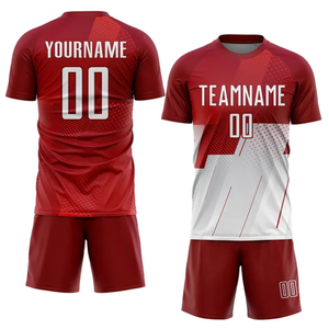 Uniforme de fútbol personalizado premium 100% poliéster sublimado por exportador mayorista con costuras duraderas para distribuidores globales - Product Image 1