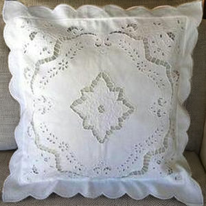 Taies d'oreiller brodées à la main de style européen luxueux artisanat de couture et de couture accepte les commandes en gros nouveau - Product Image 2