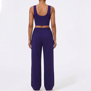 Tenues de sport et fitness, ensembles de yoga, vêtements de yoga sculptants, pantalons de fitness, ensemble de yoga décontracté, haut court moulant à col licou, décontracté - Product Image 2