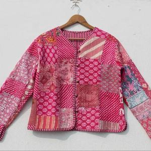 Nueva llegada indio patchwork impreso tela de algodón chaqueta acolchada mujeres usan chaqueta acolchada de algodón para mujeres - Product Image 1