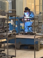 Fabrication de pièces métalliques sur mesure OEM/ODM : découpe laser, formage, pliage, soudage, estampage, travaux de tôlerie multi-technologies